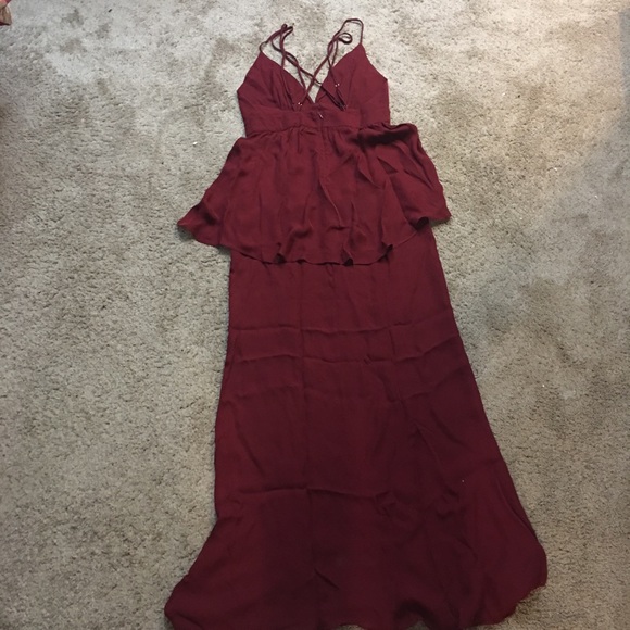 Stone Cold Fox Masonic Gown in Oxblood - Picture 8 of 8